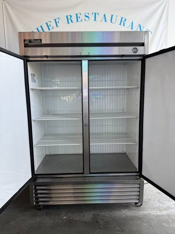 True SS 2-Door Freezer - Image 3