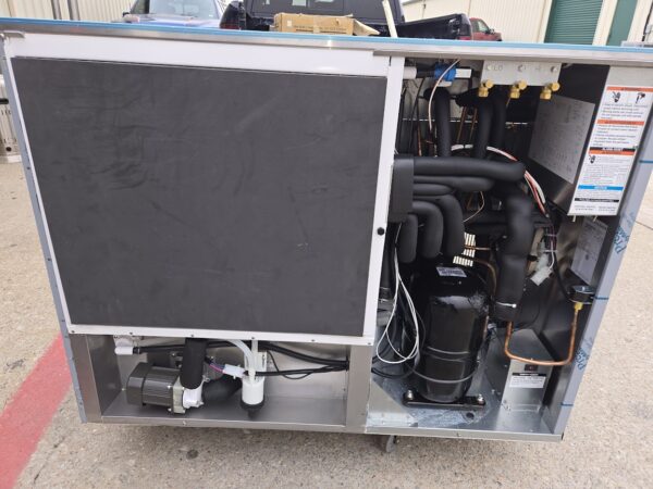 Hoshizaki Ice Machine w/ Bin Included - Image 7