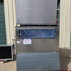 Hoshizaki Ice Machine w/ Bin Included