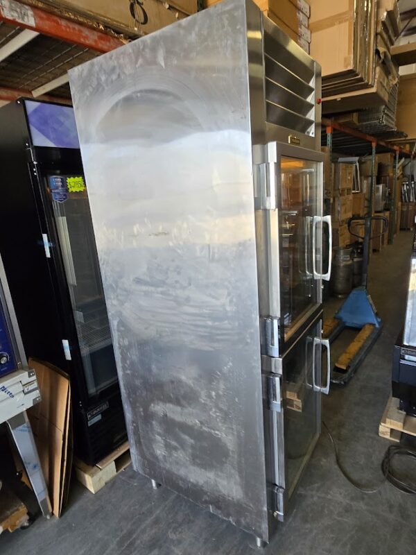 Traulsen 4 Section Glass Door RHT132WPUT-HH - Image 4