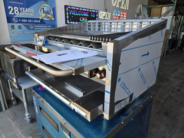 MagiKitch'n 36" Natural Gas Charbroiler/Grill FM-RMB-636 - Image 2