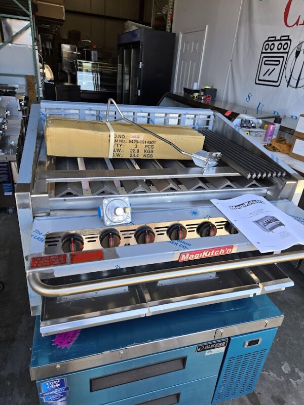 MagiKitch'n 36" Natural Gas Charbroiler/Grill FM-RMB-636 - Image 8