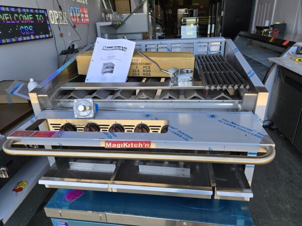 MagiKitch'n 36" Natural Gas Charbroiler/Grill FM-RMB-636 - Image 7