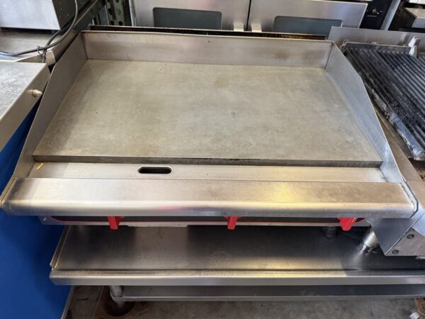 Gusto Natural Gas Griddle - Image 2