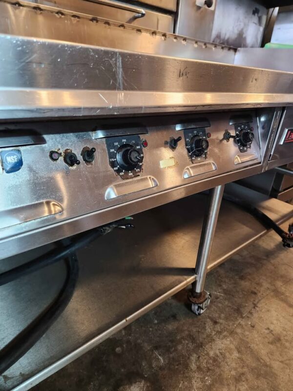 Lang 72" Electric Griddle w/ Stand - Image 6