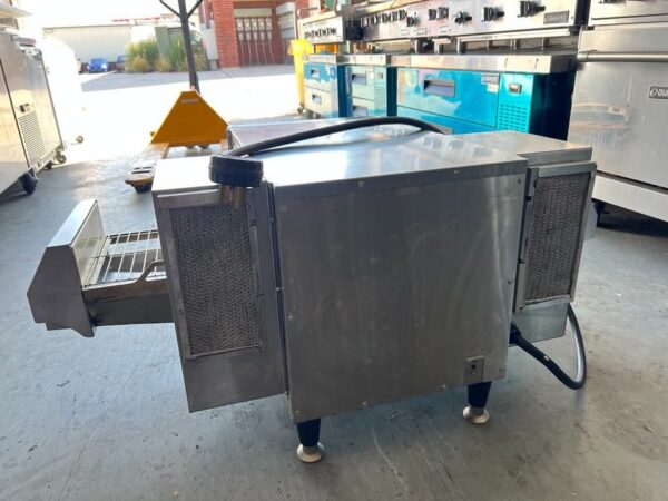 Electric Conveyor Oven - Image 6