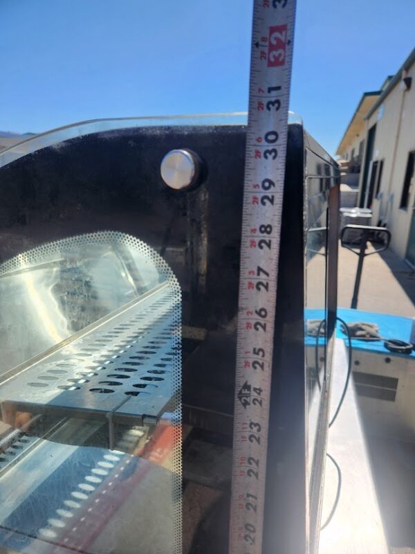 Omcan Curved Cold Display Case Refrigerated - Image 2