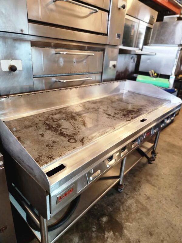 Lang 72" Electric Griddle w/ Stand - Image 3