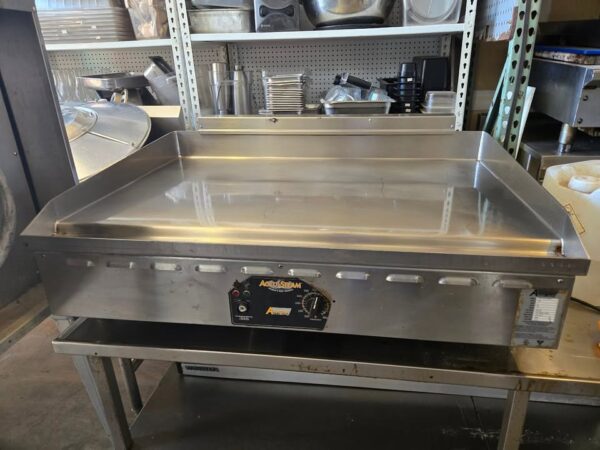 Accutemp Griddle 48" NG Stainless-Steel Thermostat GGF1201A4800