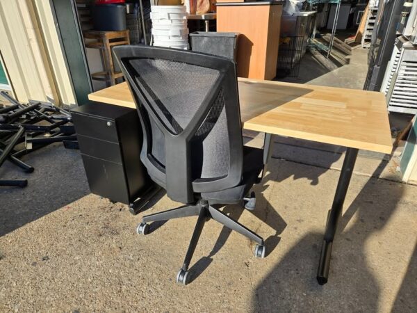 Office Set (Chair, File Cabinet, Desk) - Image 2