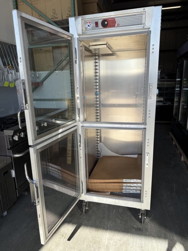 Metro C5 Series 8 Insulated Warming Cabinet C589-SDC-UA - Image 4