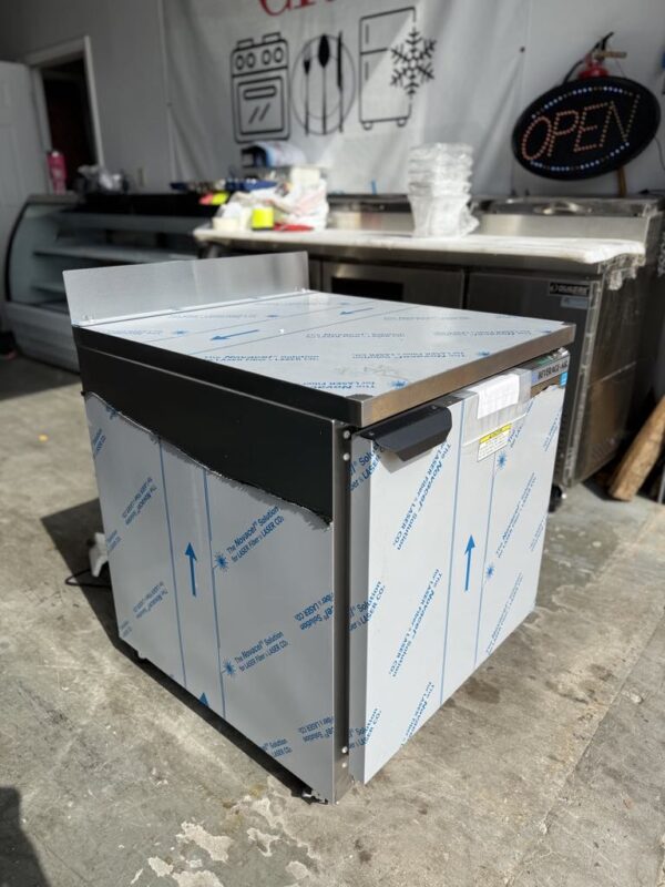 Beverage-Air Undercounter Cooler WTR27AHC-23 - Image 4