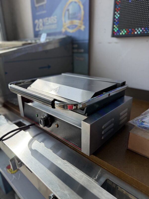 Electric Sandwich Press - Image 6