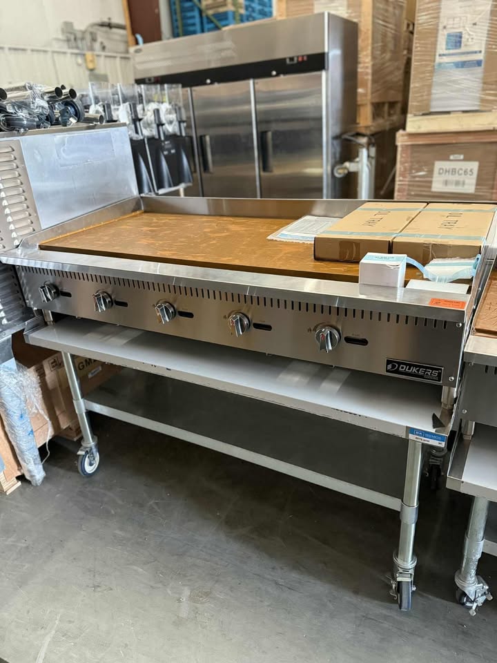 New Dukers 60" Griddle 1" Plate DCGMA60, 3/4" Plate DCGM60, Plancha de 60" - Image 10