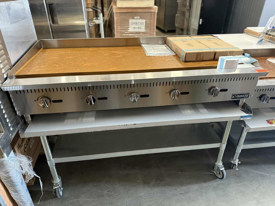 New Dukers 60" Griddle 1" Plate DCGMA60, 3/4" Plate DCGM60, Plancha de 60" - Image 9