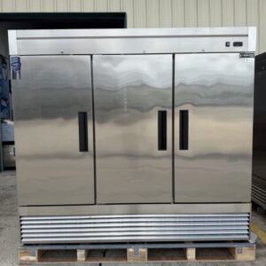 New Dukers 3-Door Freezer D83F