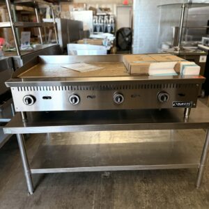 48" Thermostat Gas Griddle DCGT48 48" Plancha de Termostato