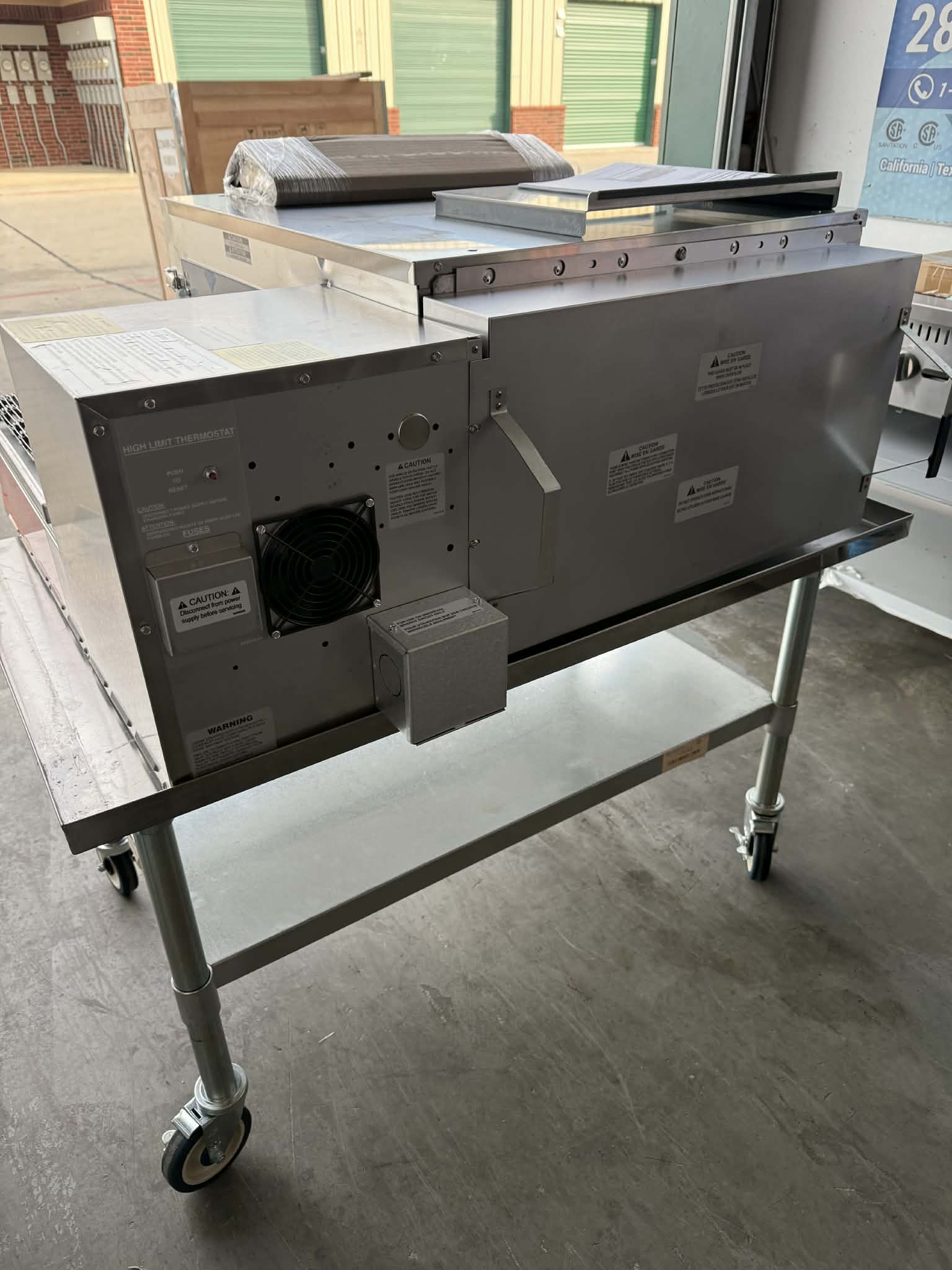 Lincoln Consistency Impinger® II Express easyTouch & Digital Series 1100 Series Electric Conveyor Oven - Image 6