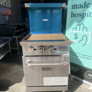 Dukers Gas Range with 24" Griddle DCR24-GM