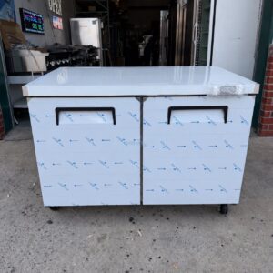 48" Undercounter Freezer, Congelador de Mesa 48"